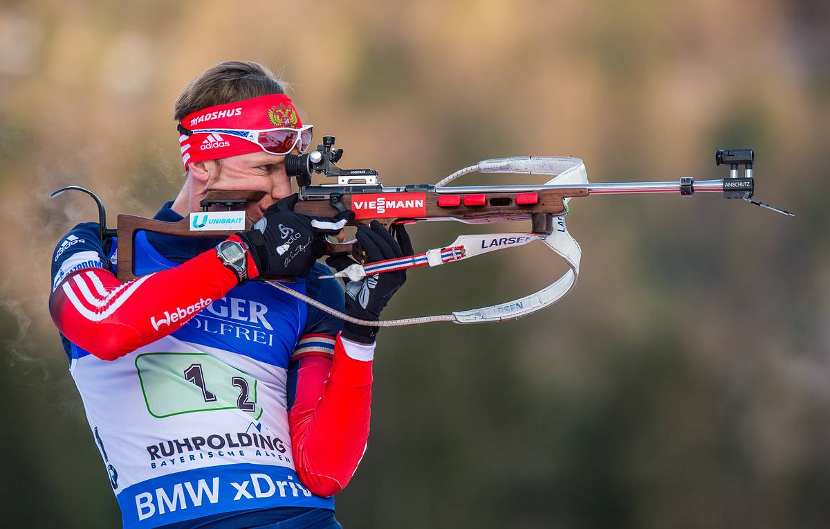 epa04561512 Timofey Lapshin of Russia in action during the 4 x 7,5 km men's relay race during the Biathlon World Cup in Ruhpolding, Germany, 15 January 2015.  EPA/KARL-JOSEF HILDENBRAND